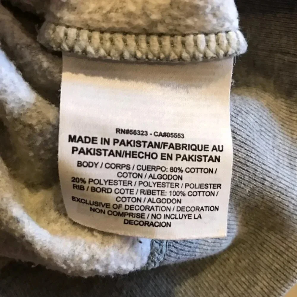 Nike Grey Spell Out Pullover Sweatshirt Women’s Size Small